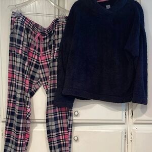 Jane and Bleecker Black and Pink Pajama Set - Sz XL